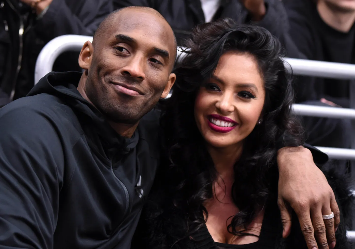 Kobe Bryant ja Vanessa Bryant.
