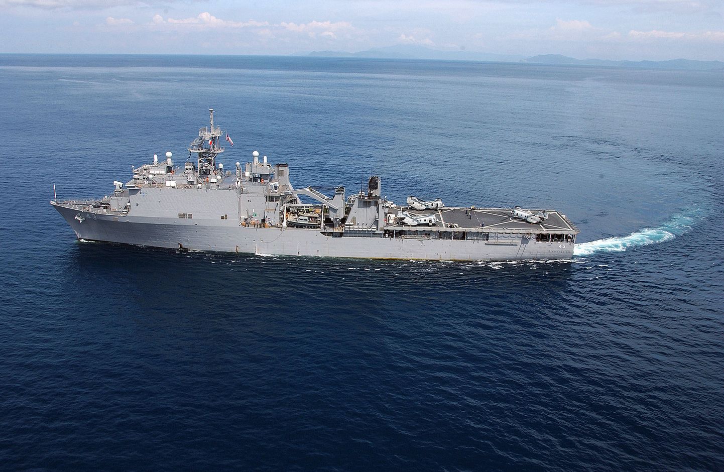 ASV karakuģis "USS Fort McHenry"