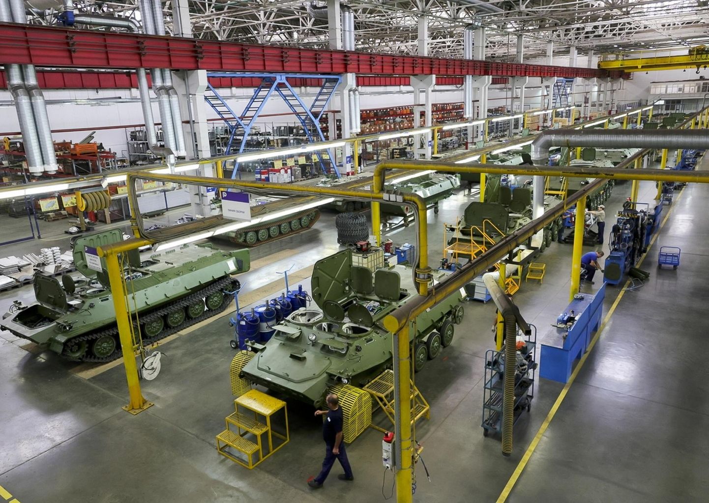 Venemaa sõjamasinate tehas Tatarstanis. Venemaa on suurendanud sõjamasinate ja rakettide tootmist.