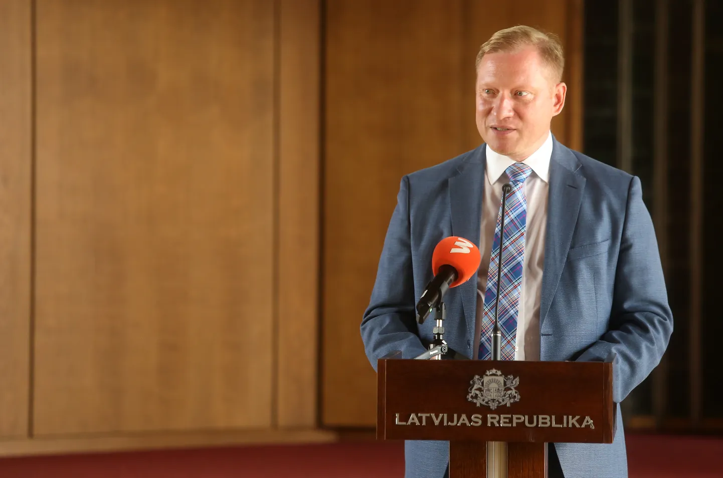Latvijas Zvērinātu advokātu padomes priekšsēdētājs, zvērināts advokāts Jānis Rozenbergs