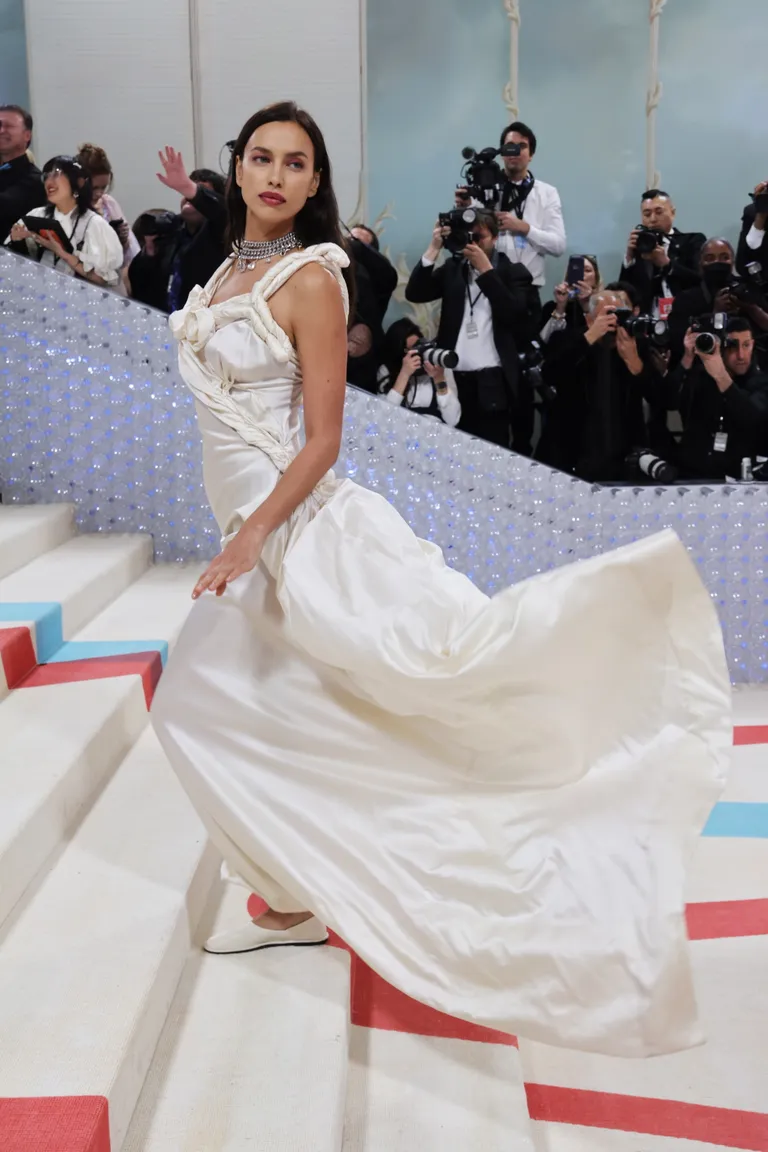 Ирина Шейк на Met Gala