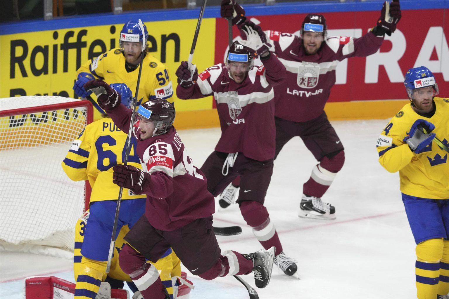 Läti hokikoondis alistas Rootsi ja jõudis MMil poolfinaali.