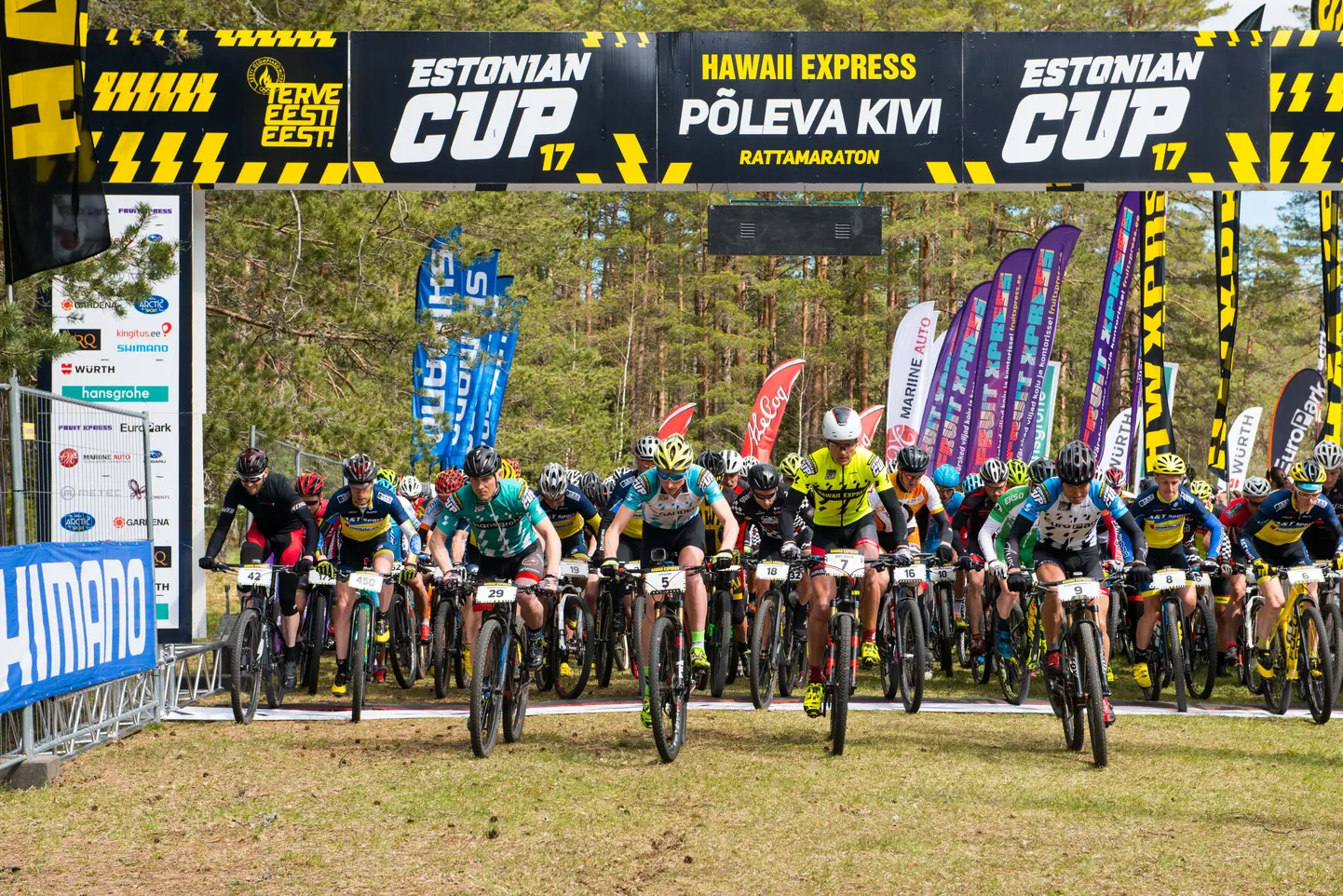 Põleva Kivi Rattamaratoni start.