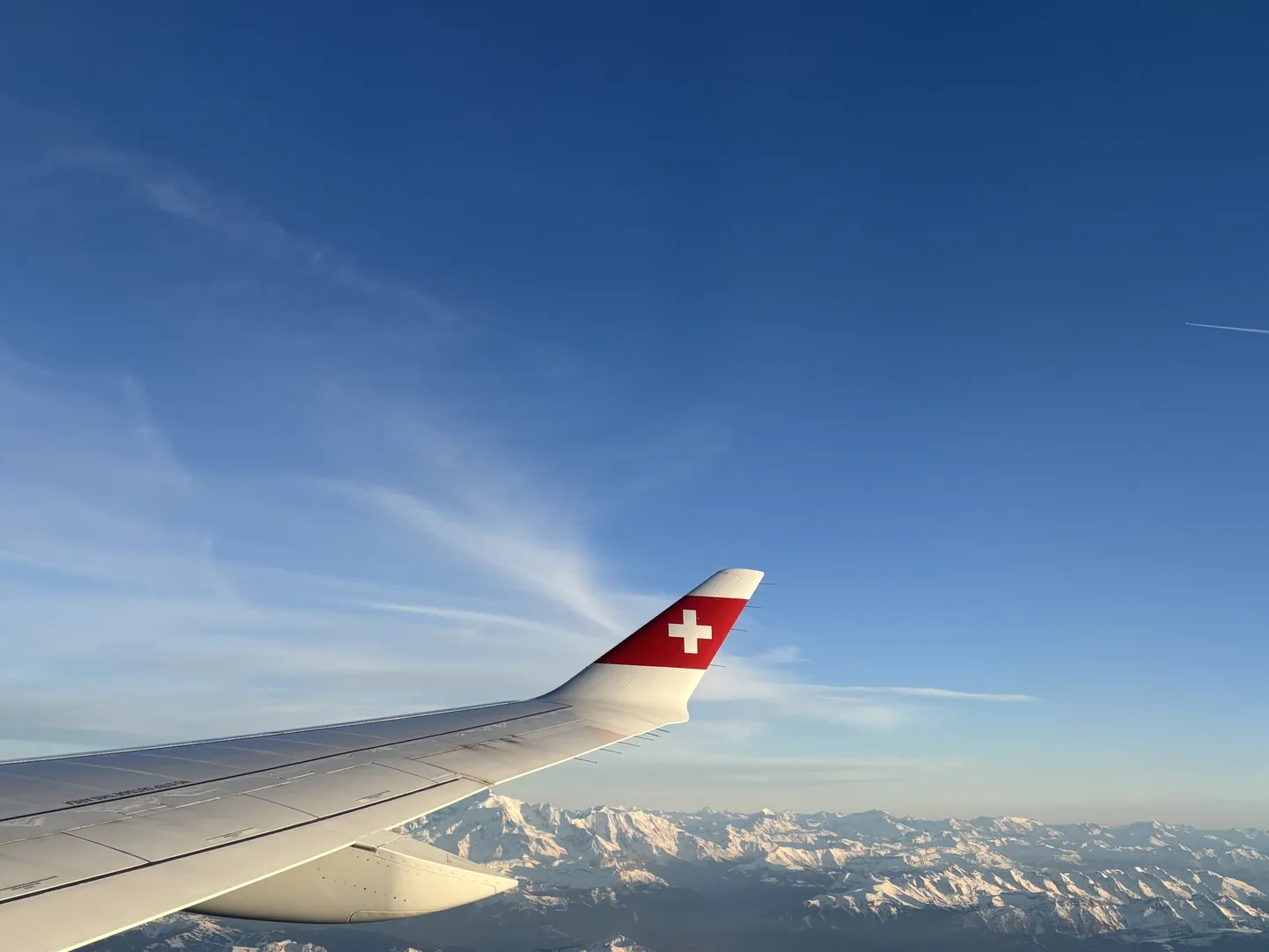 Vaade Swiss Airi lennukist.