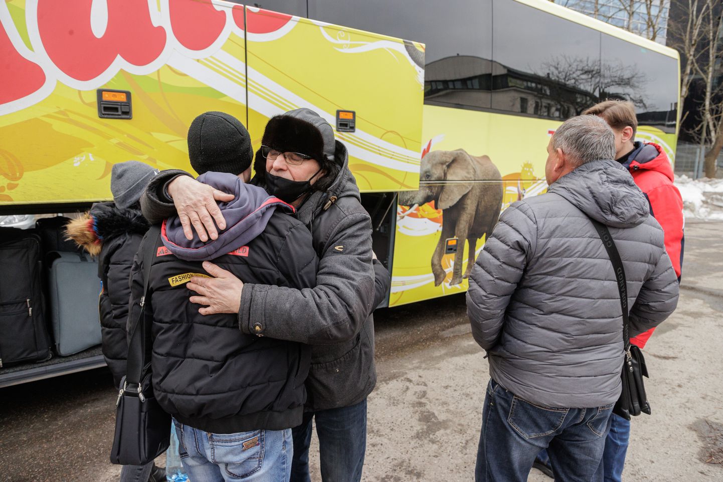 Украинцы едут на границу.