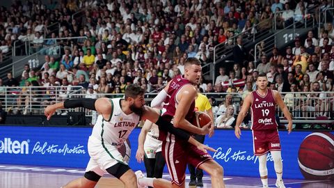 Baltijas derbijs "EuroBasket 2025": Latvija pret Lietuvu noskaidros ceturtdaļfinālisti