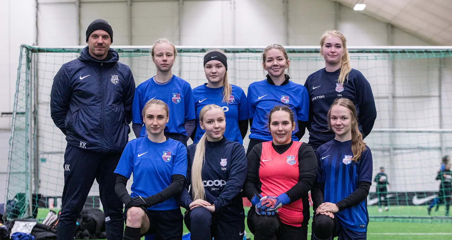 Paide Linnameeskonna jalgpallinaised Eesti jalgpalli liidu 5 versus 5 turniiril. Kohe aga on juba täie koosseisuga algamas rahvaliiga hooaeg.