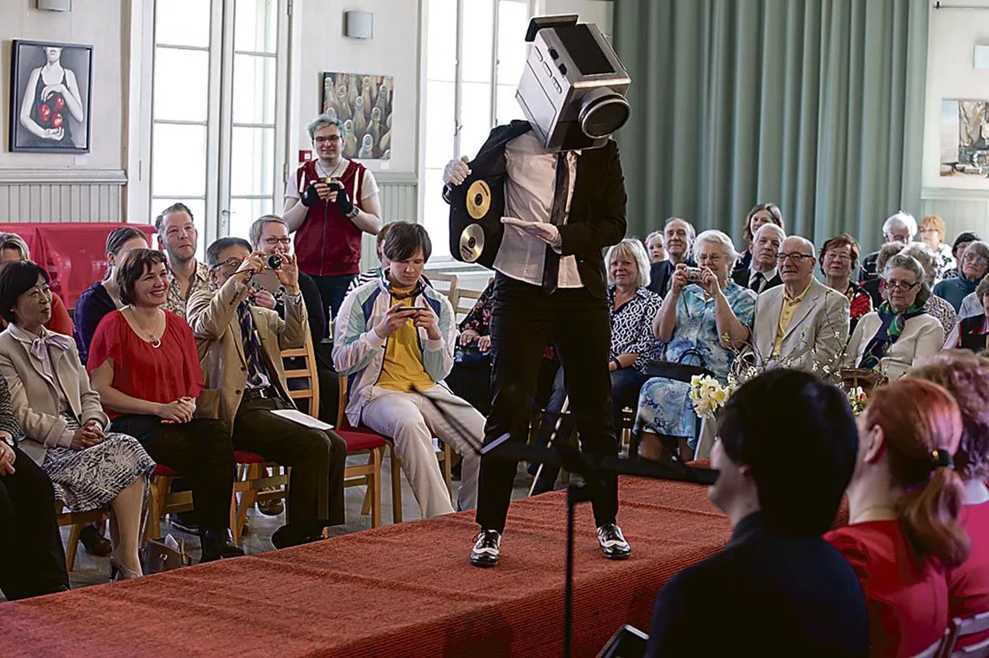 Jaapani popkultuuri esitajad cosplayer`id on ka Eesti noorte seas popid.
