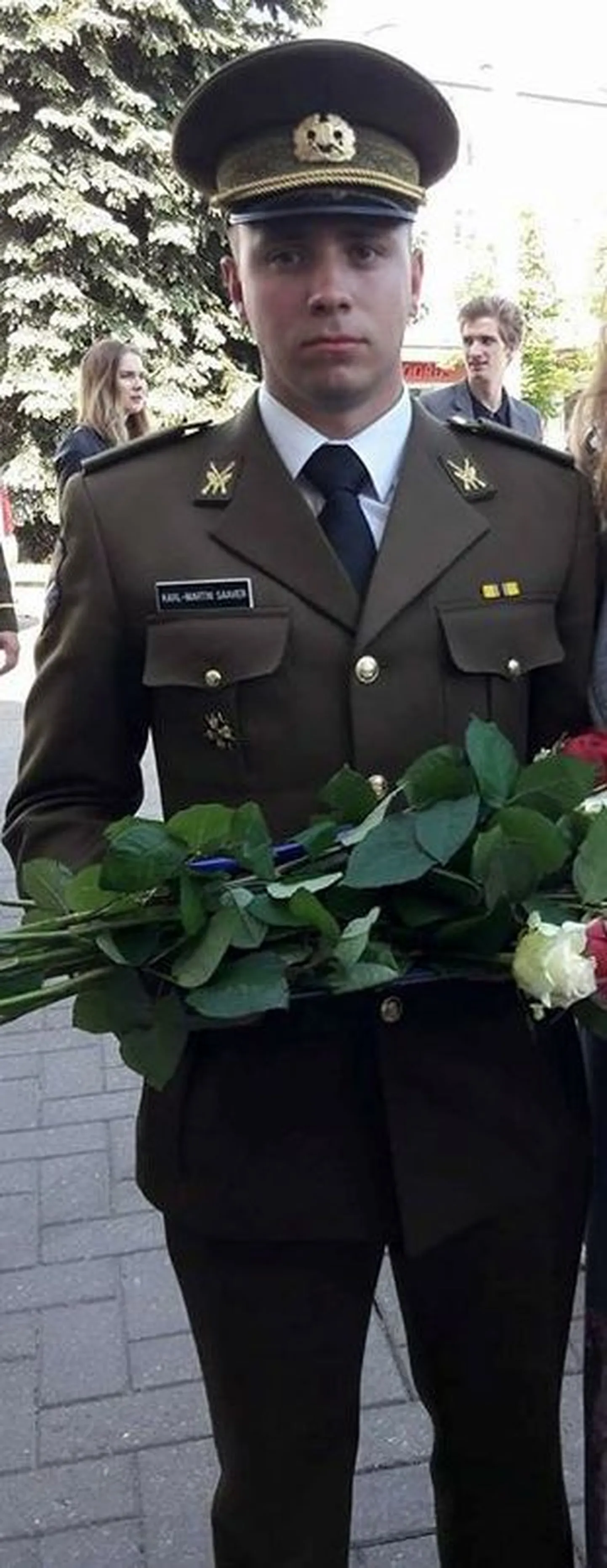 Värske nooremleitnant Karl Saaver.