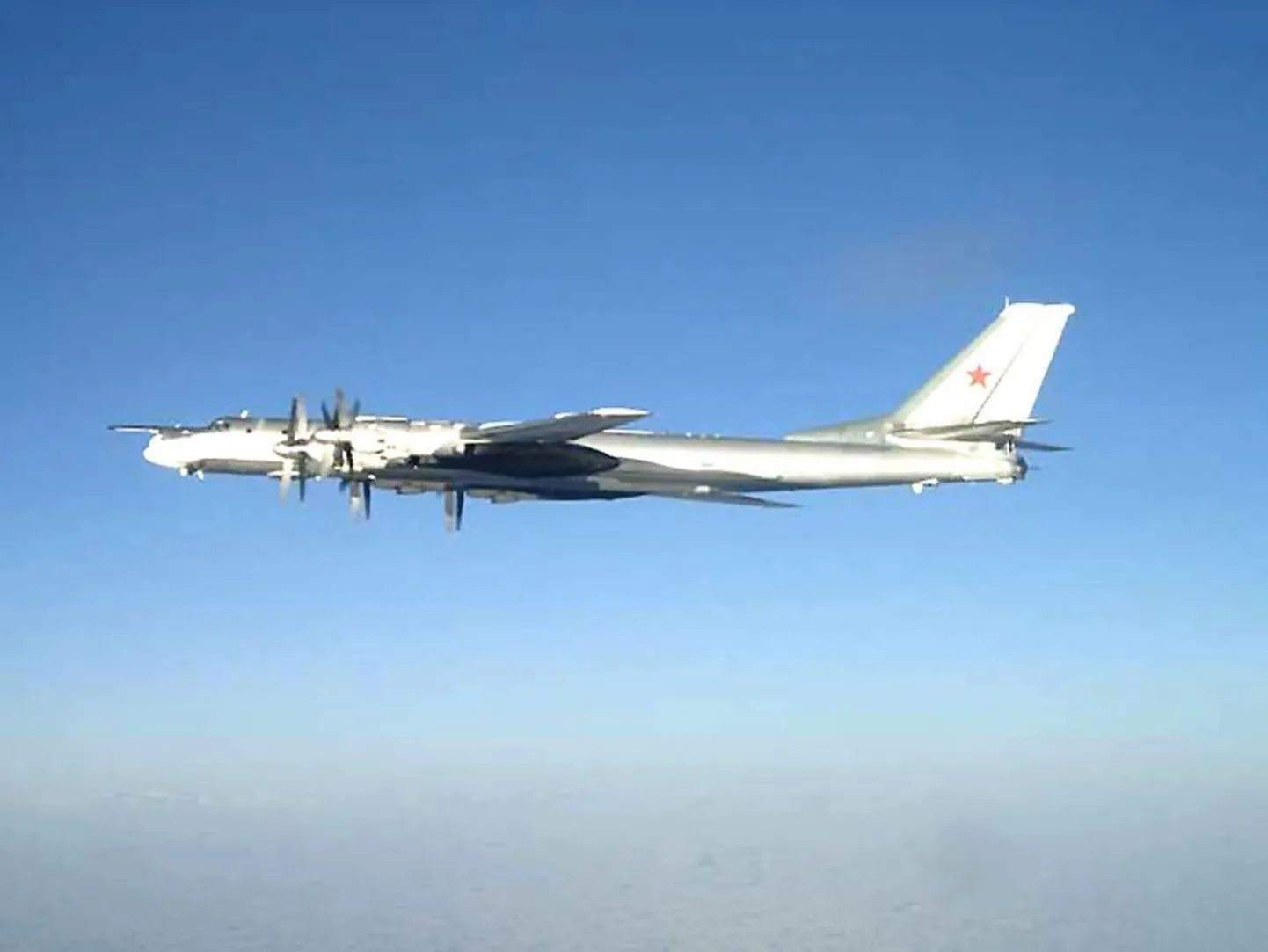 Vene starteegiline pommituslennuk Tu-95 Bear