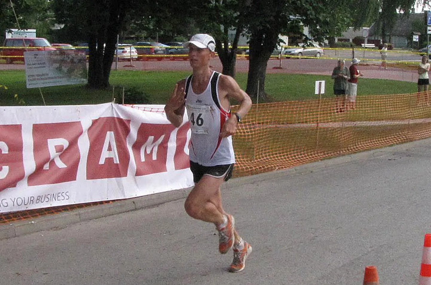 Mullu lõpetas Mulgi maratoni 57 jooksjat. Toona jõudis ajaga 2:48,31 pikalt distantsilt esimesena finišisse Mario Mustasaar.