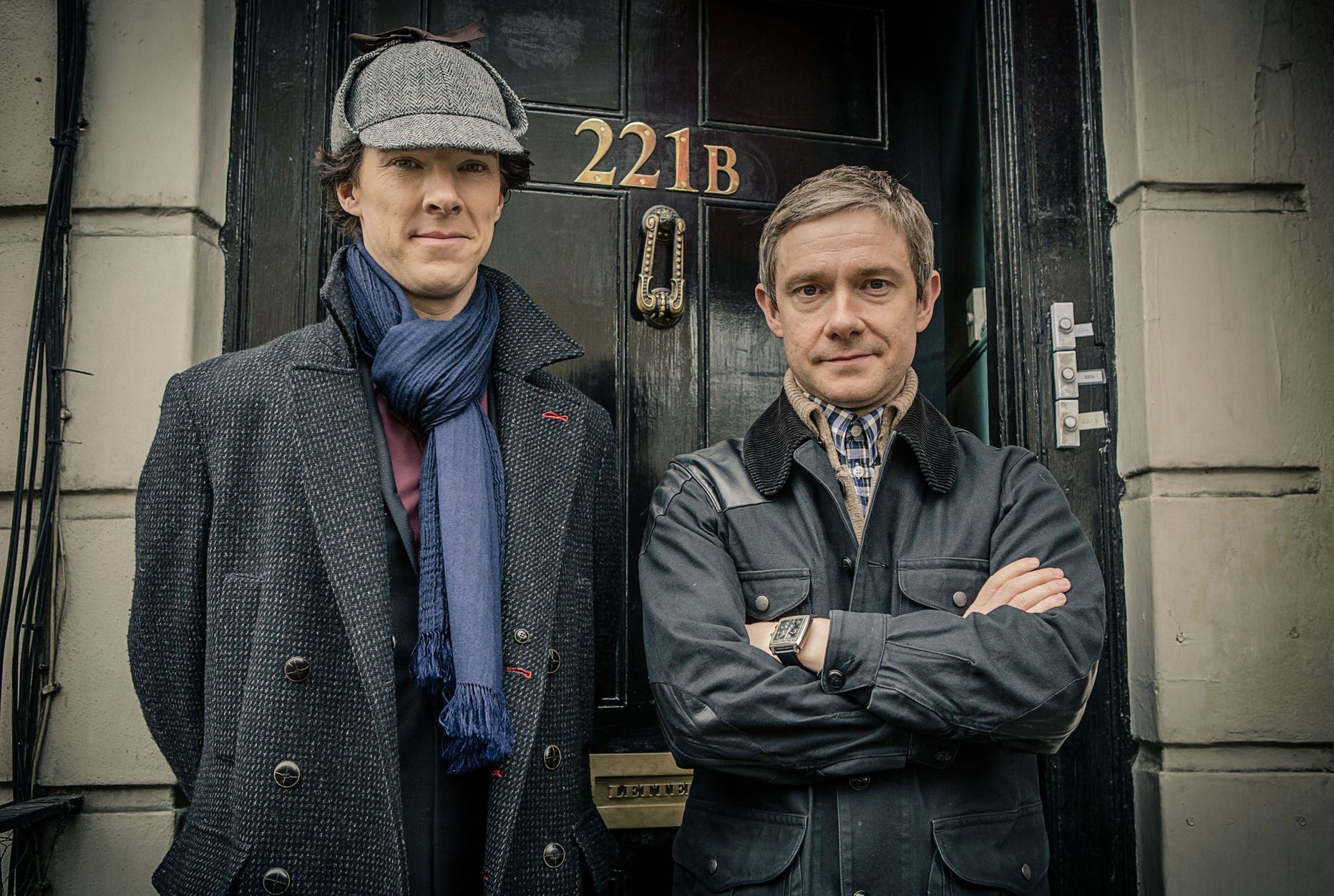 Tegijad mehed: Sherlock Holmes ja doktor Watson Benedict Cumberbatchi ja Martin Freemani kehastuses.