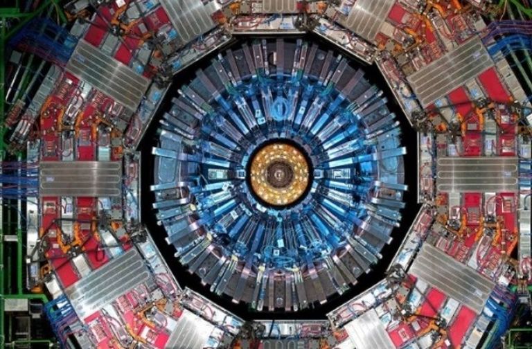 К выставке «CERN – ускоритель науки»