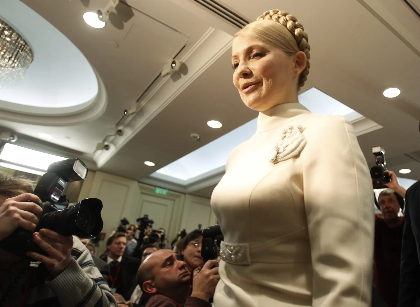 Юлия Тимошенко на пресс-конференции после голосования.