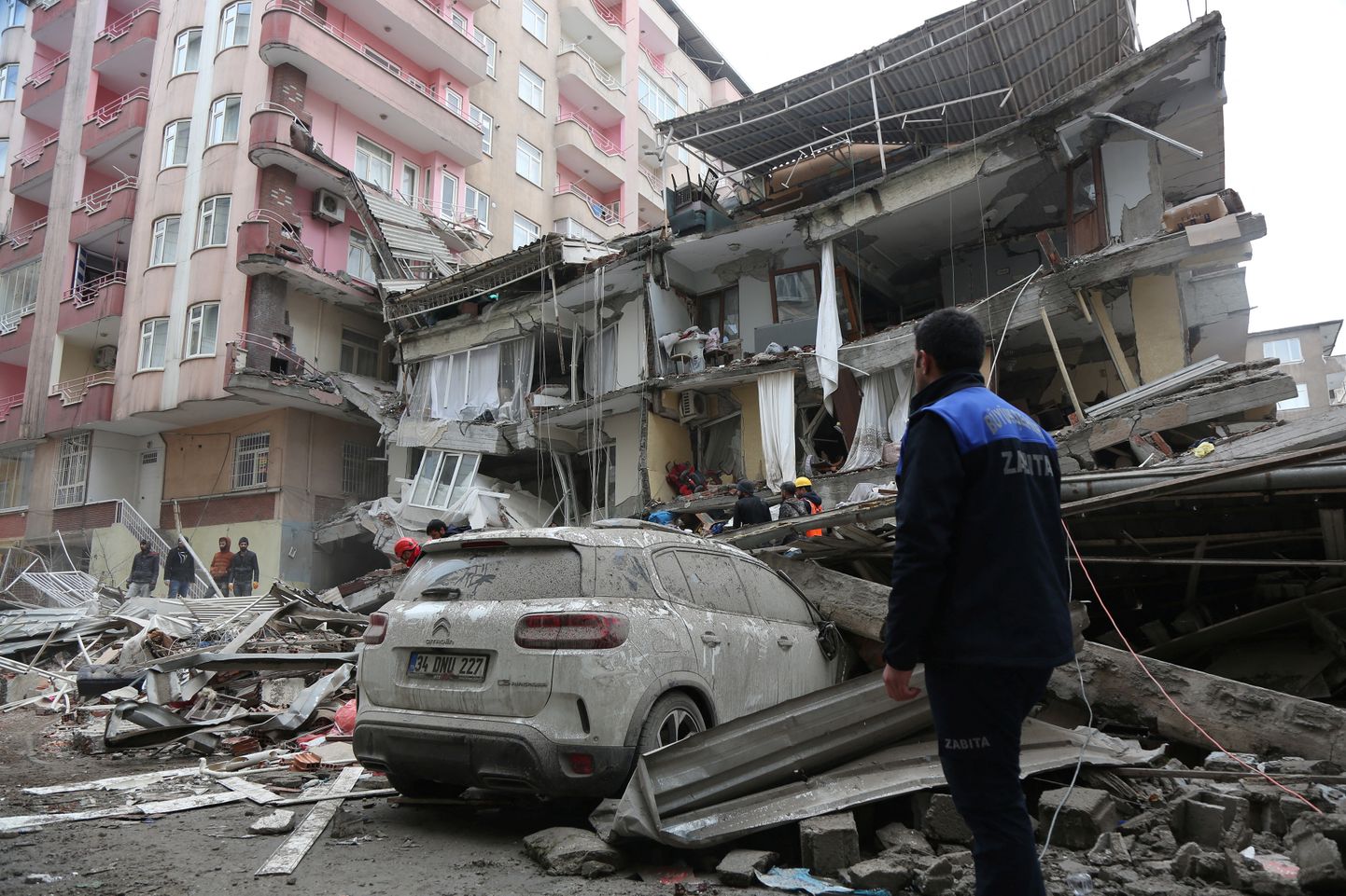 Последствия землетрясения в Турции.