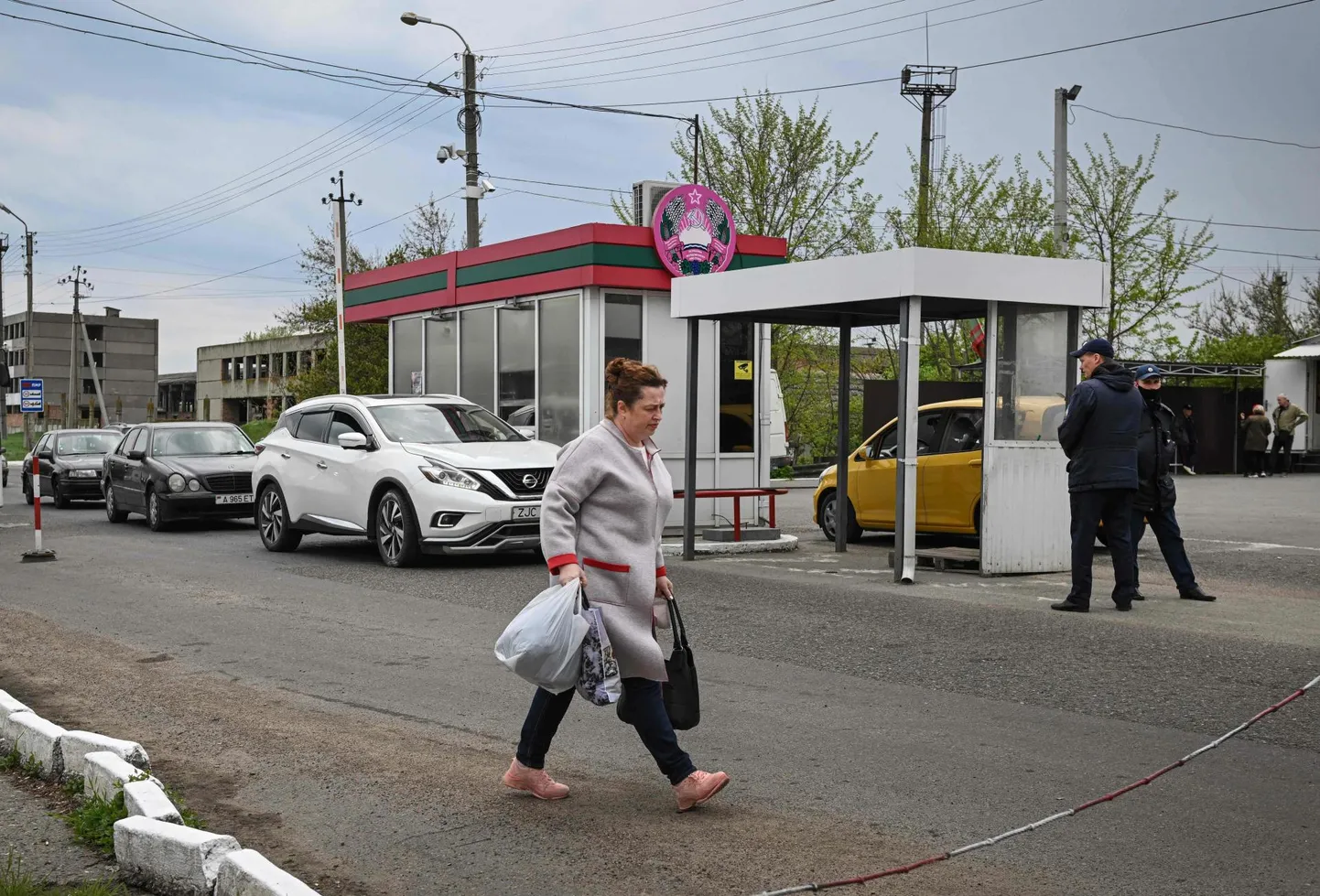 Naine läbib eelmisel nädalal kontrollpunkti Varnitas, sisenedes separatistlikust Transnistriast Chișinău võimude kontrollitavale Molodova territooriumile.