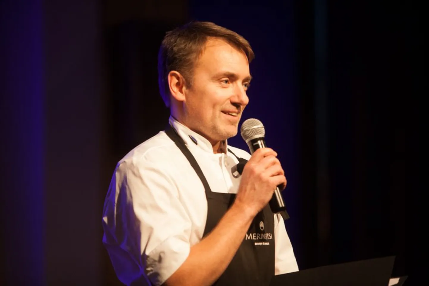 Viru hotelli värskelt renoveeritud Merineitsi show&dinner restoran alustas möödunud nädalal kontsertõhtusöökidega. Peakokk Margus Tammpere tutvustas menüüd.