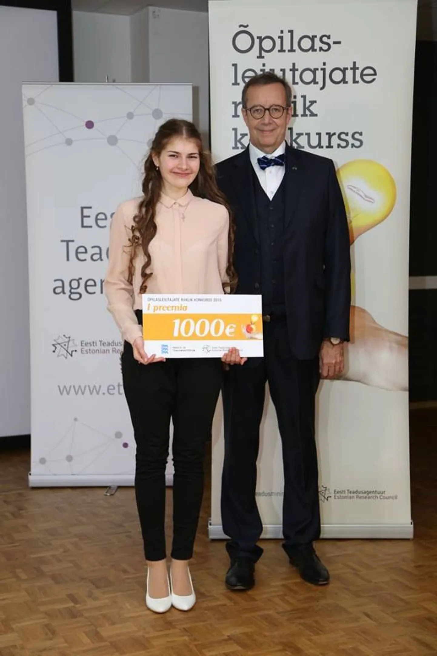 Natalija Golubenko ja EV president Toomas Hendrik Ilves