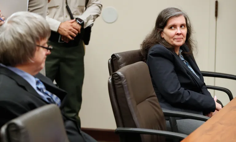 David Allen Turpin ja Louise Turpin kohtus.