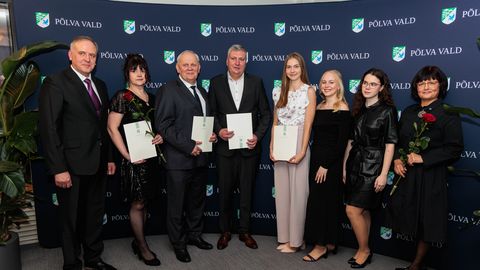 GALERII ⟩ Aukodanik Kalmer Musting süstib jätkuvalt mängumeestesse motivatsiooni