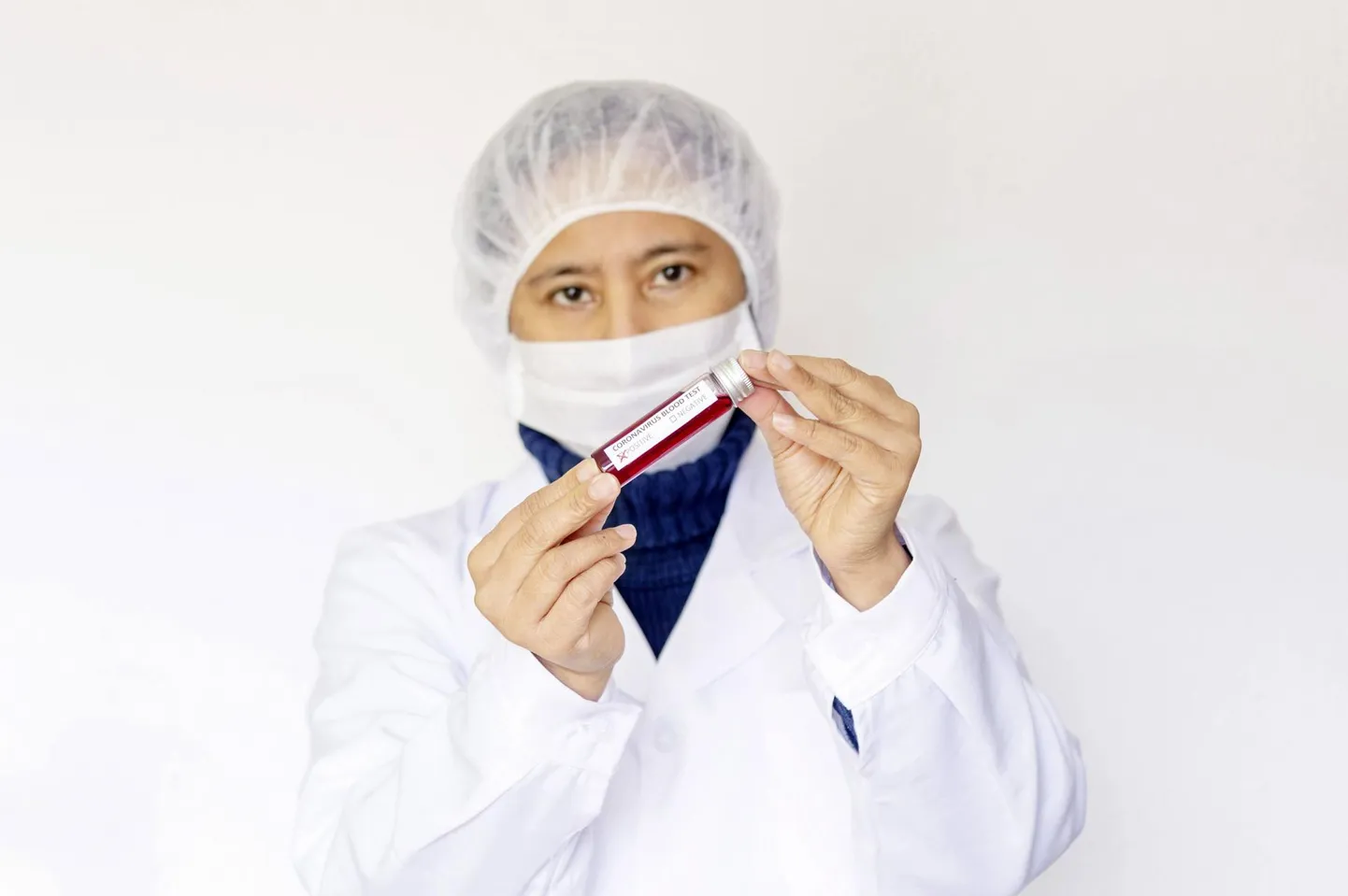 Esmaspäeval alustas inimkatsetega Ühendriikide biotehnoloogia firma Moderna, kui esimesele vabatahtlikule anti katsetatava vaktsiini doos.