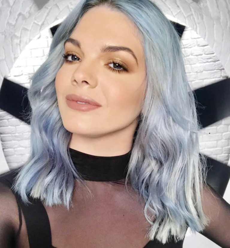 Sinised juuksed. Louisa Johnson / Xposure / Scanpix