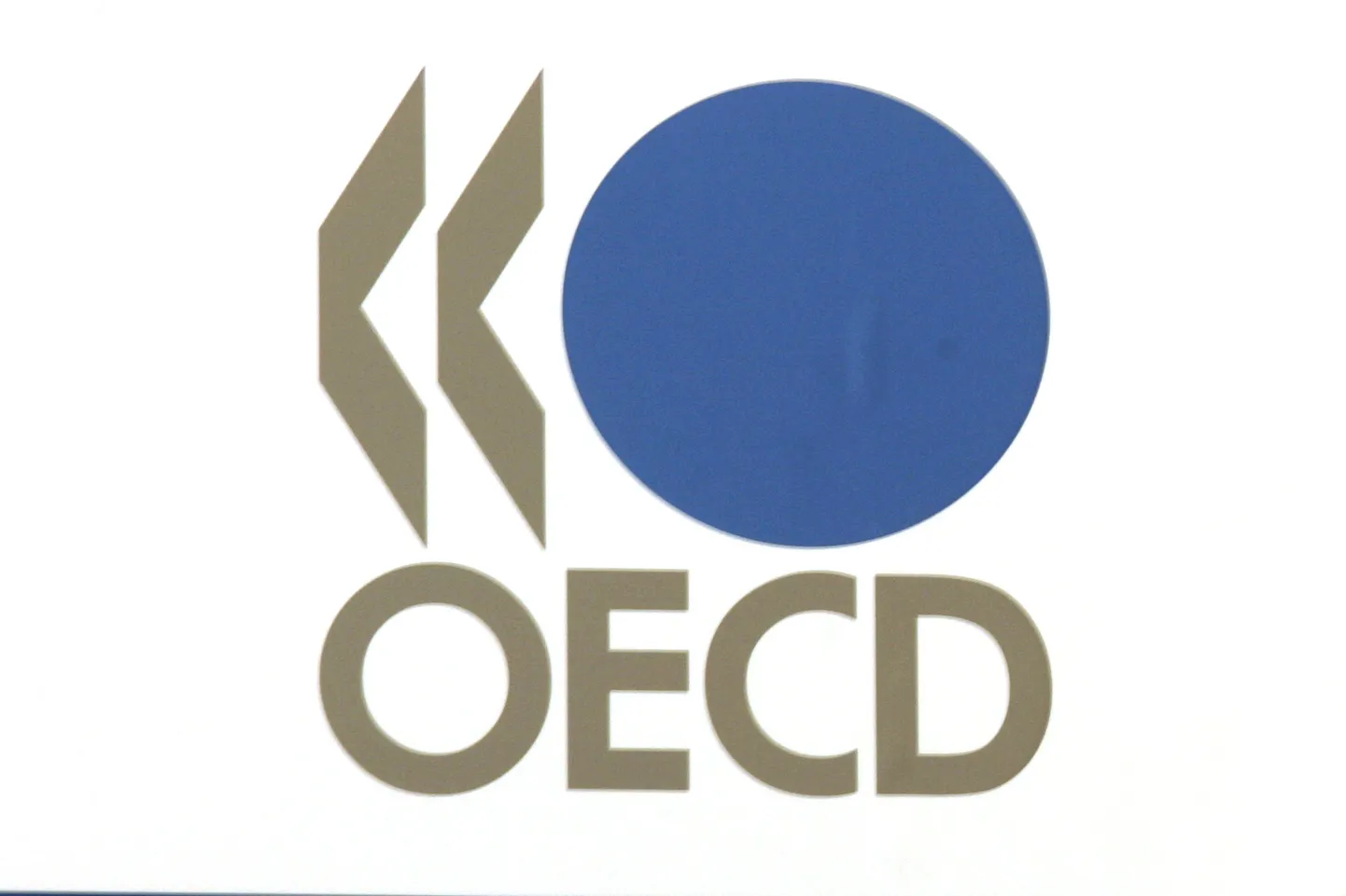 Логотип Организации экономического сотрудничества и развития (ОЭСР)