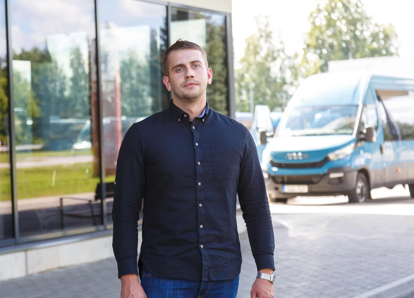Kagu ühistranspordikeskuse juhataja Sander Saare hinnangul võib mõnigi bussifirma kahjumi tõttu lepingu üles öelda, samas oleks liine praegu juurdegi tarvis.