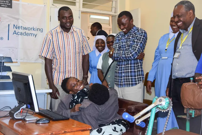 Maria (vasakul) ja Consolata Mwakikuti