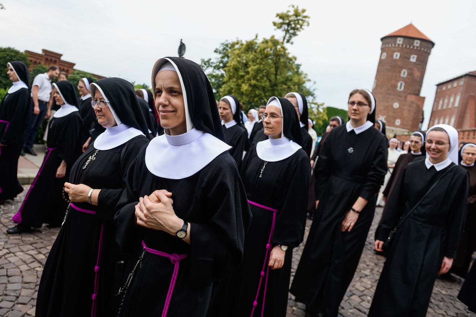 Katoliku nunnad. Pilt on illustreeriv