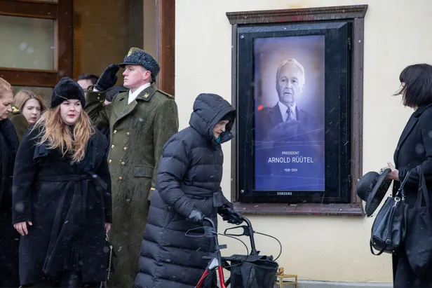 Kuni surm nad lahutas