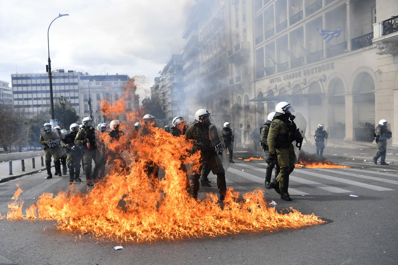 Kreeka märulipolitsei Ateenas üldstreigi ajal. 16. märts 2023.