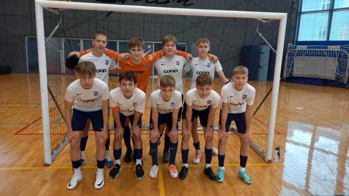 Paide Linnameeskonna U16 jalgpallimeeskond saavutas Eesi saalijalgpalli karikavõistlustel esikoha.