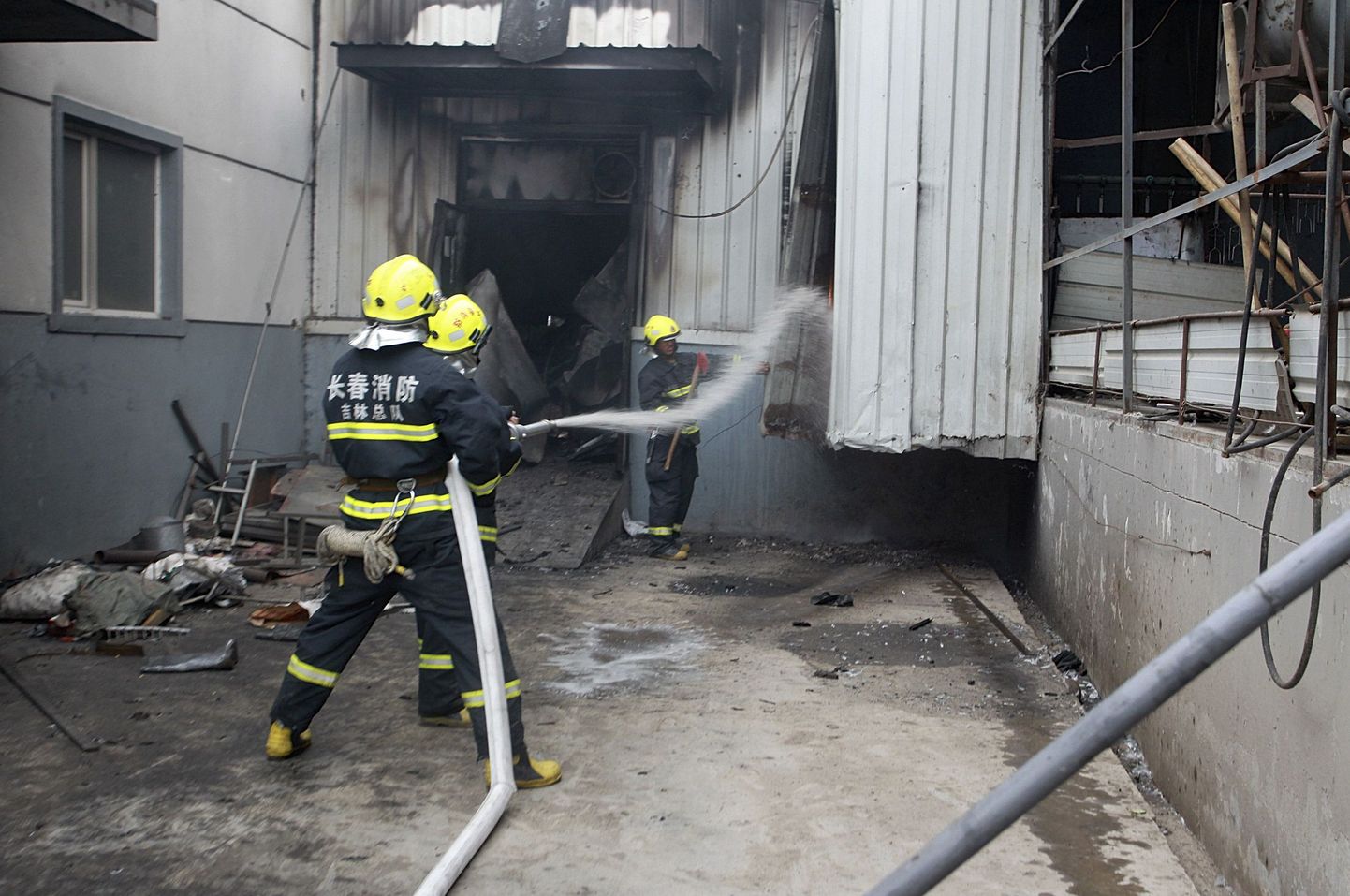 Põleng Hiinas Jilini provintsis Dehuis asuvas tapamajas nõudis vähemalt 120 inimese elu