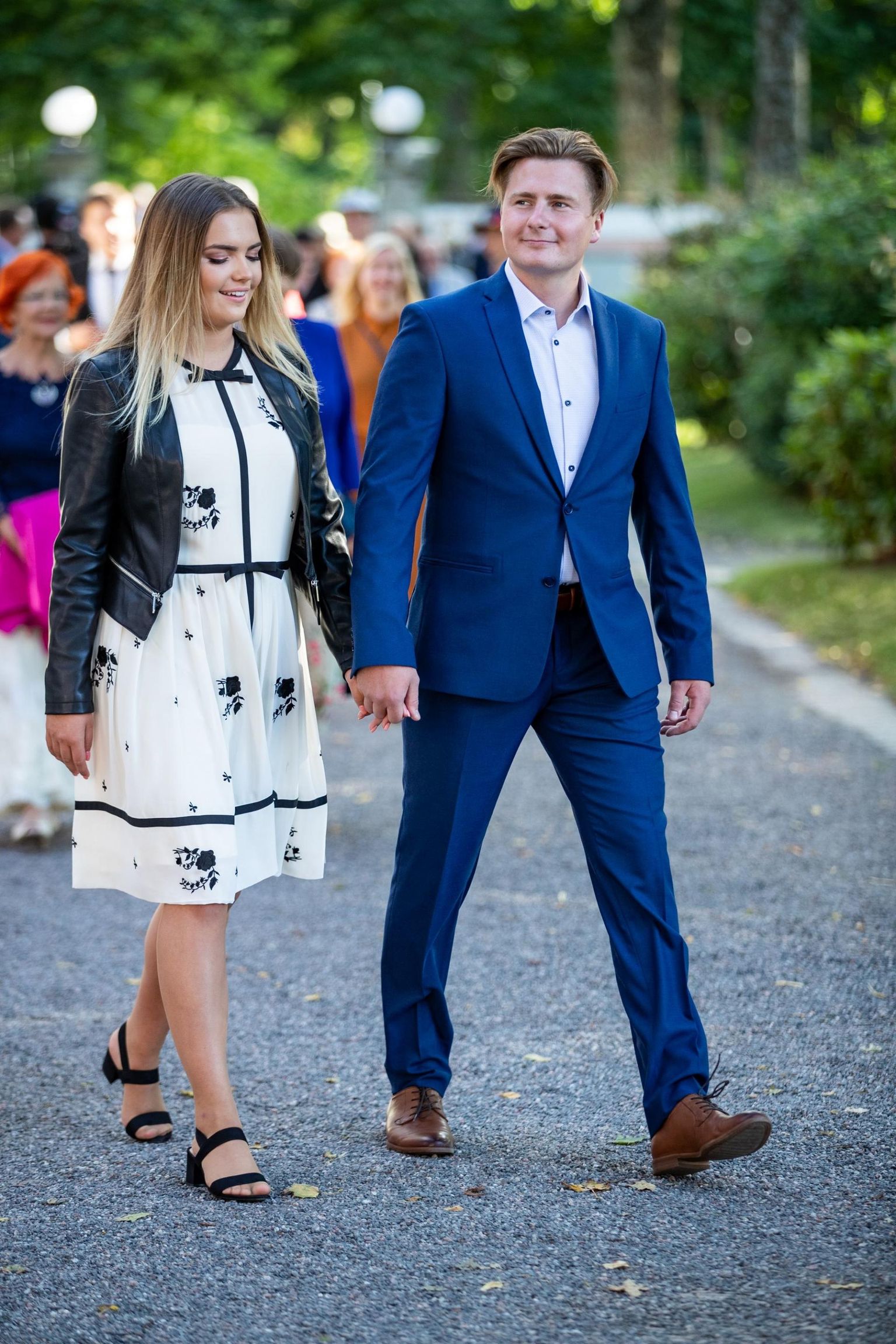 Uudo Sepp ja Kelly 20. augustil 2019 presidendi vastuvõtul Kadrioru roosiaias.
