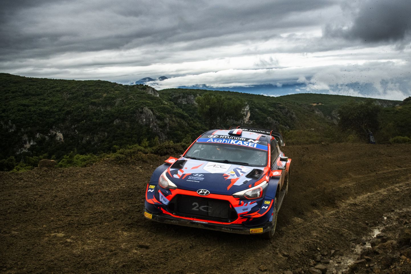 Hyundai i20 WRC, mille valmistas 2021. aastal Pierre-Louis Loubet'le ette eratiim 2C Compétition.