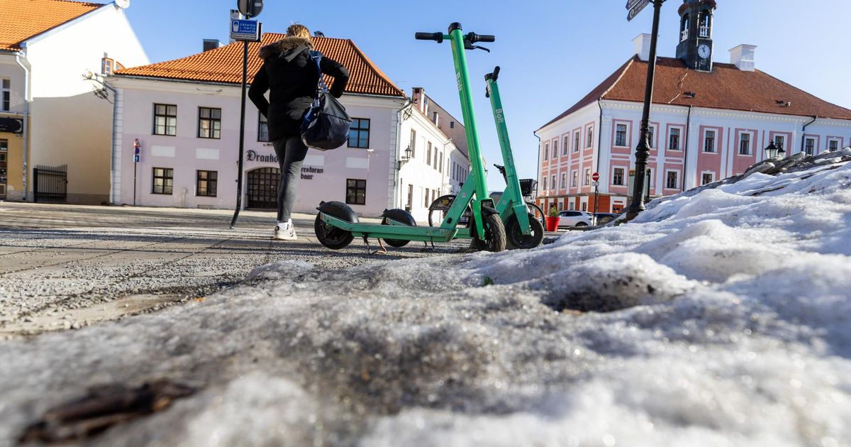 Elektrilised tõukerattad naasid varakult jää ja lahtise killustiku keskele Elektrilised tõukerattad naasid varakult jää ja lahtise killustiku keskele
