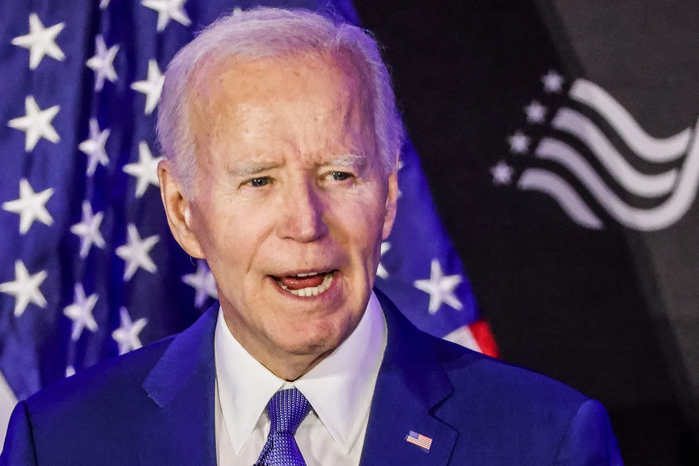 USA endine president Joe Biden oma esimesel avalikul esinemisel aprilli keskel Chicagos pärast ametist lahkumist kõnelemas puuetega inimeste huvikaitsjate konverentsil.