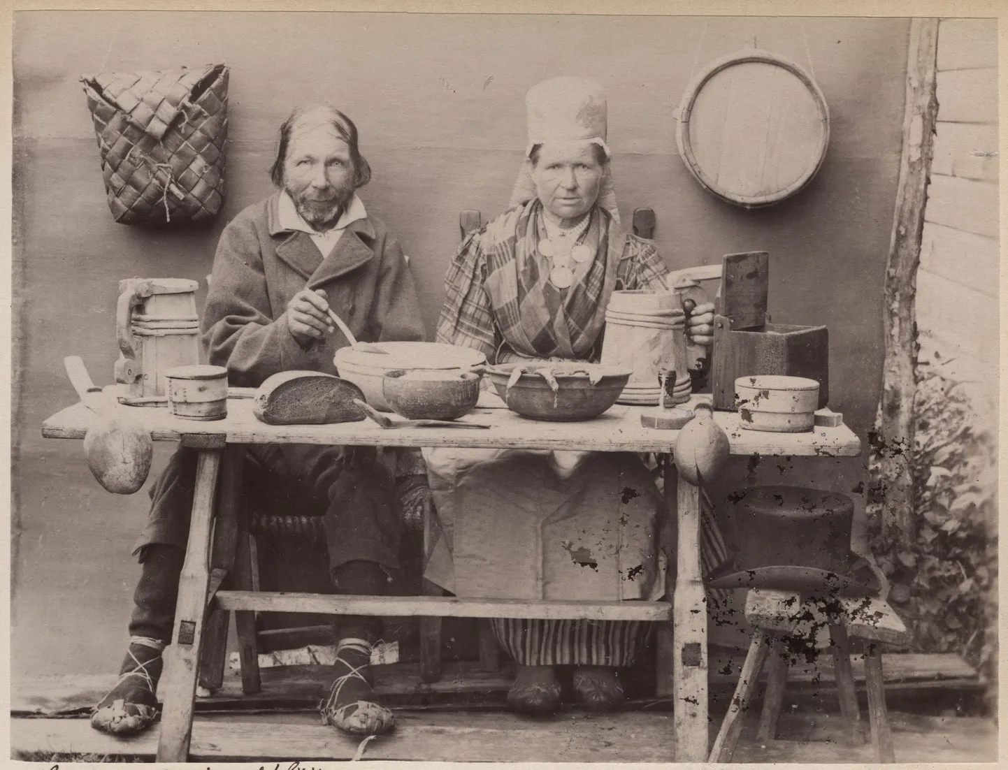 Foto raamatust «Estonica», tõenäoliselt 1880ndad.