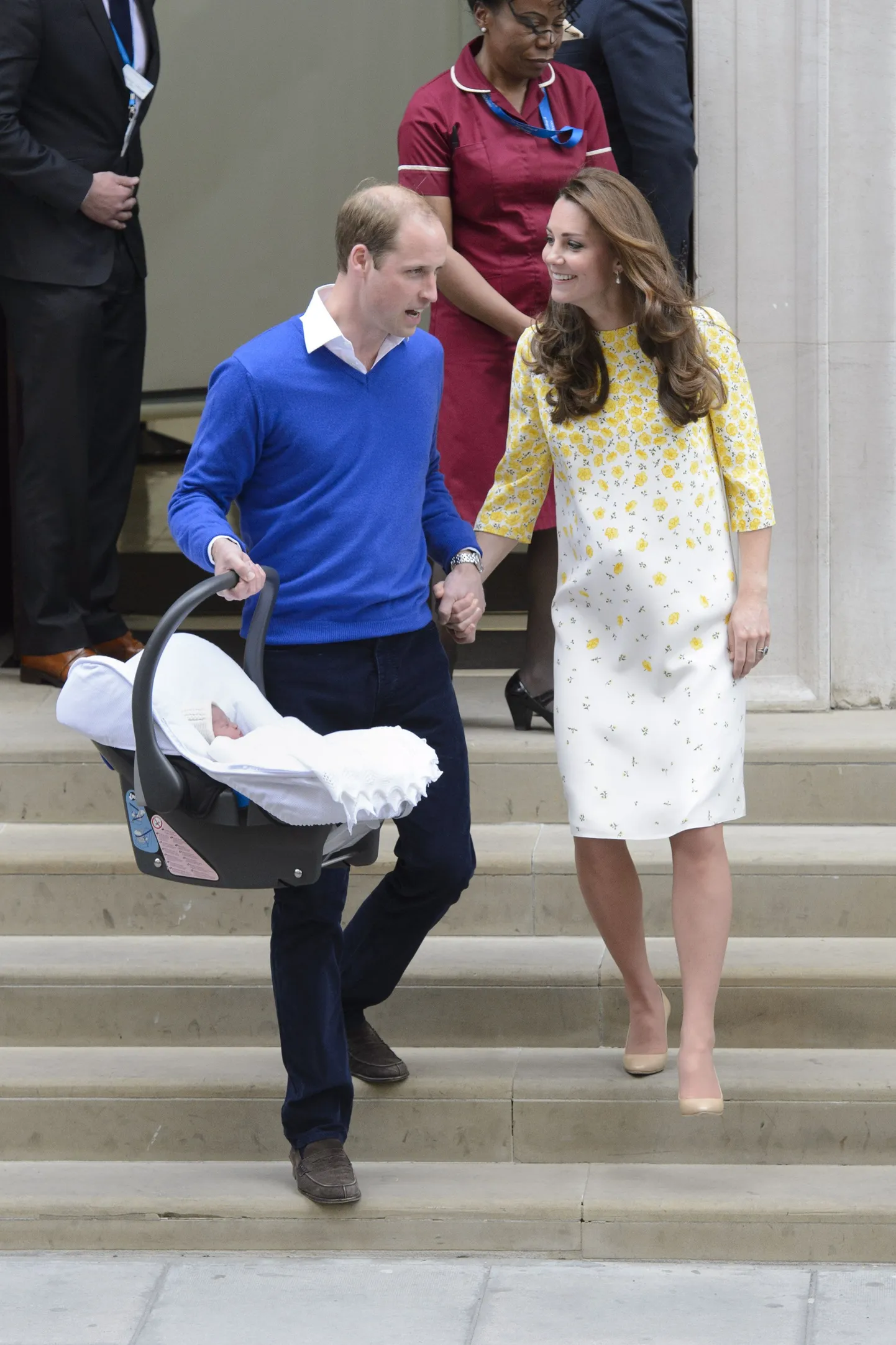 Prints William ja hertsoginna Catherine astusid tütrega avalikkuse ette