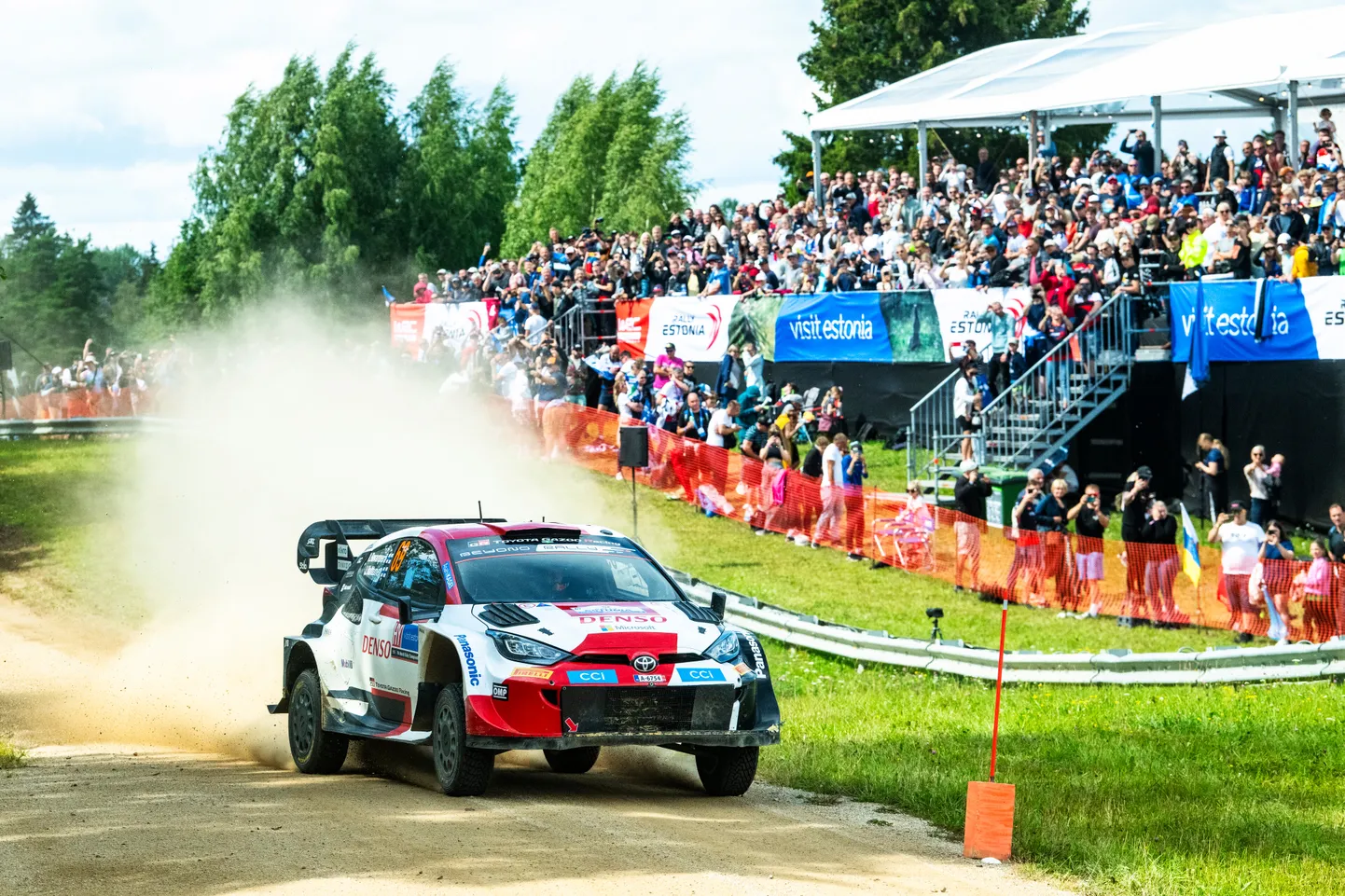 Kalle Rovanperä võitis Rally Estonia aastatel 2021 kuni 2023, kui see kuulus WRC-kalendrisse. Tänavu on Eesti suurim rallivõistlus osa EM-sarjast, kuid 2025. aastal kerkitakse jälle kõrgeimasse klassi. Mis saab aga edasi?
