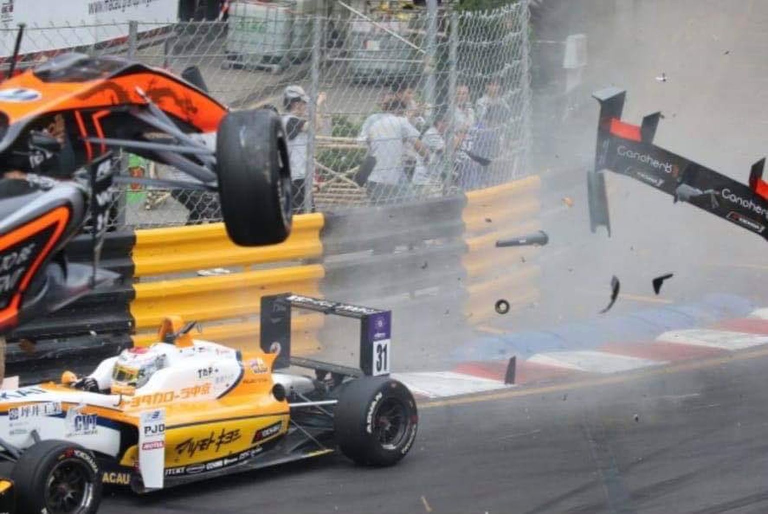 Sophia Flörsch tegi Macau GP-l hirmsa avarii.