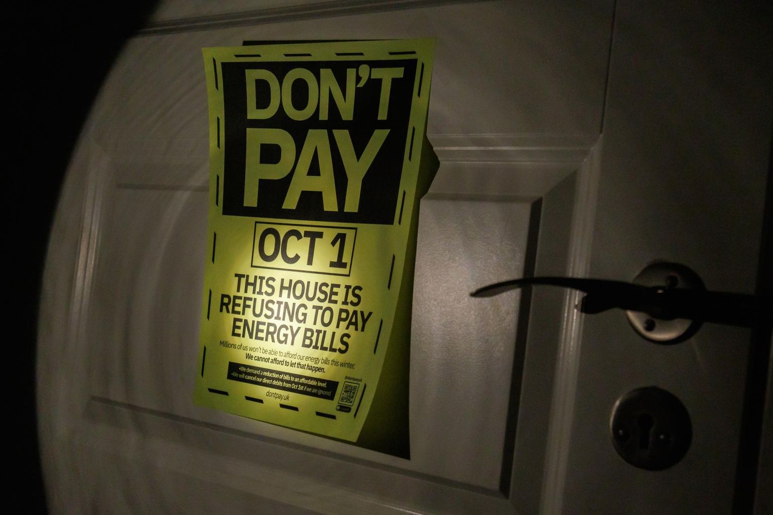Suurbritannia rahvaliikumine Don’t Pay, UK ähvardab pööraselt kalli elektri eest 1. oktoobrist maksmata jätta. Liikumisega on ühinenud juba üle 100 000 inimese.