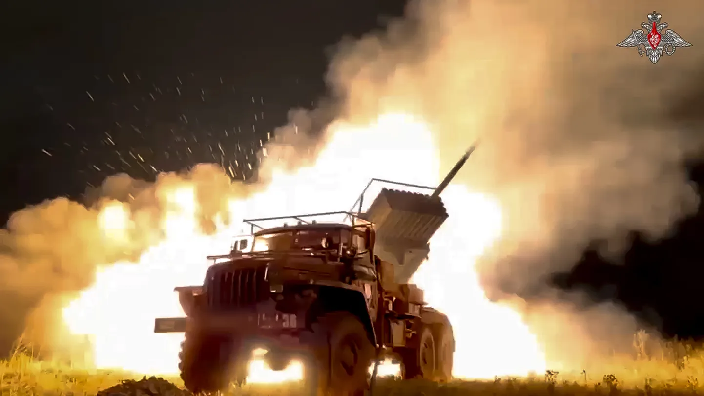 Fotol on Vene armee raketiheitja BM-21 Grad.