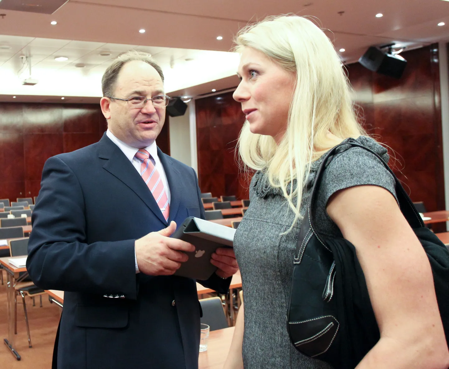 Neinar Seli ja Kristina Šmigun-Vähi