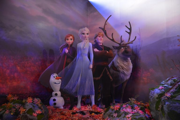 Animācijas filmas "Ledus sirds" (Frozen) varoņi. 
