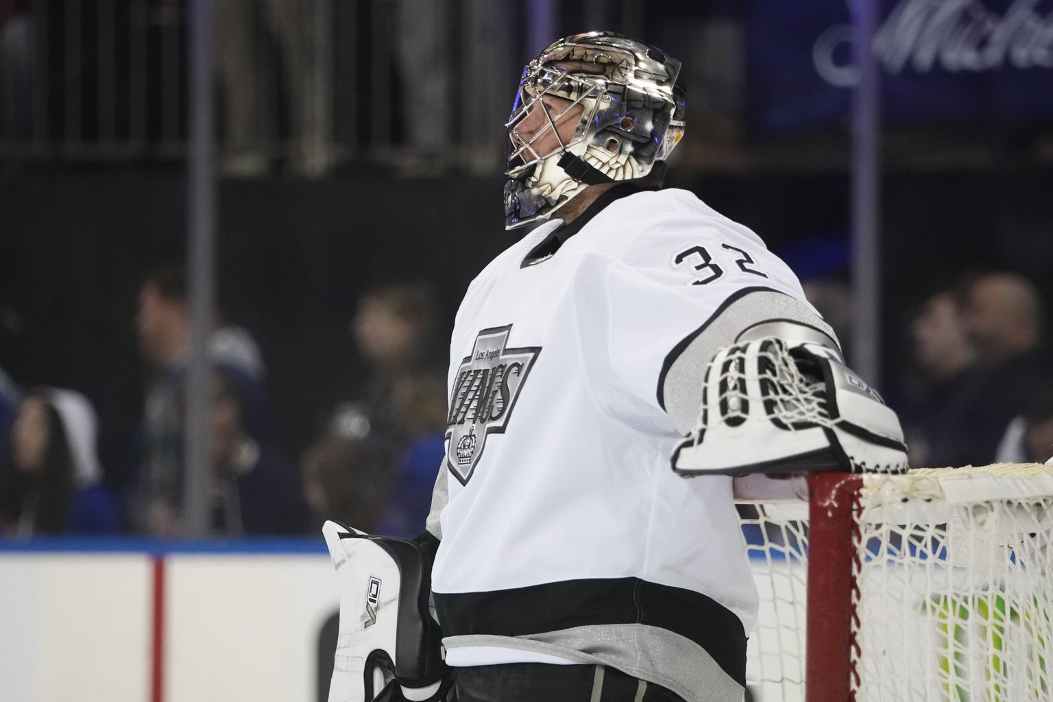 NHL vārtsargs Džonatans Kviks