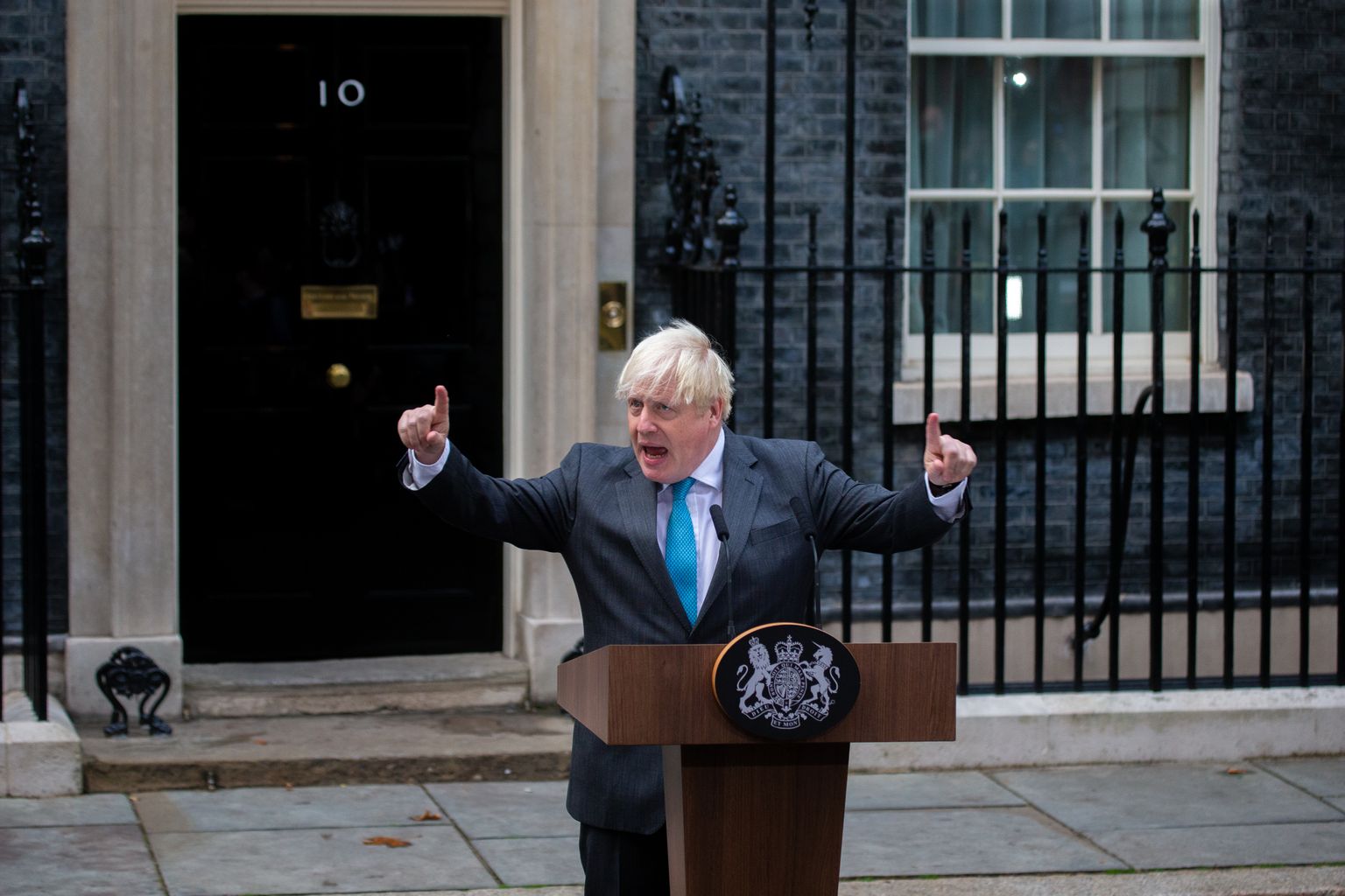 Briti lahkunud peaminister Boris Johnson pidas 6. septembril Londonis peaministri residentsi Downing Street 10 ees viimase kõne