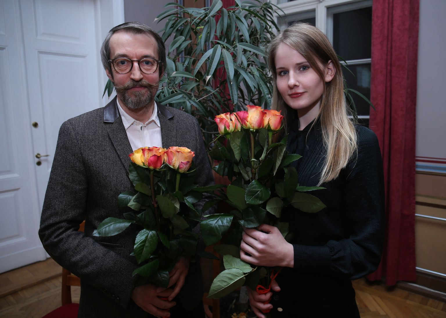 Raul Oreškin ja Triin Paja said Betti Alveri kirjanduspreemia 2018. aastal.