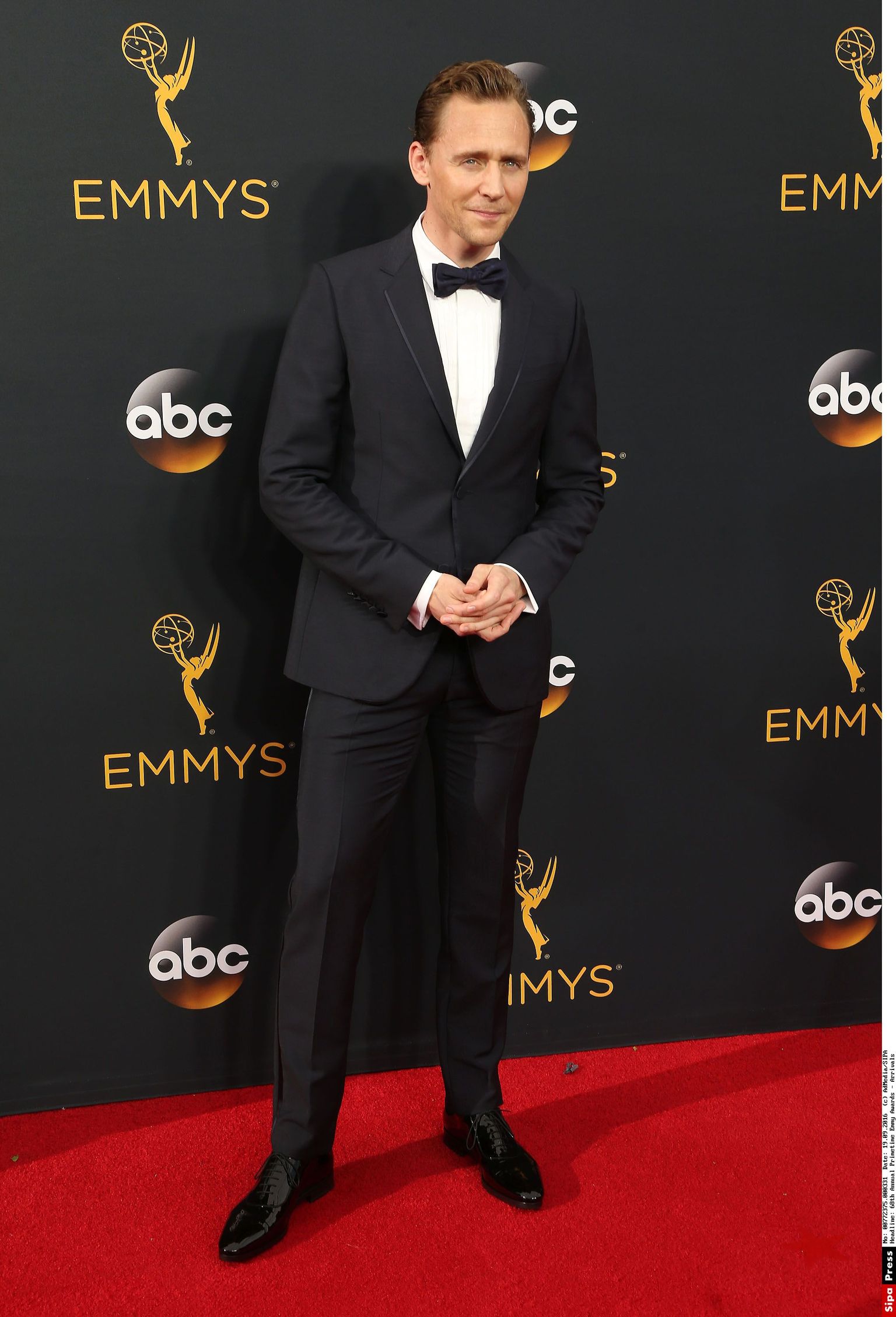 18 September 2016 - Los Angeles, California - Tom Hiddleston. 68th Annual Primetime Emmy Awards held at Microsoft Theater. Photo Credit: AdMedia//ADMEDIA_adm_EmmyAwardsAR16_335/Credit:AdMedia/SIPA/1609190753